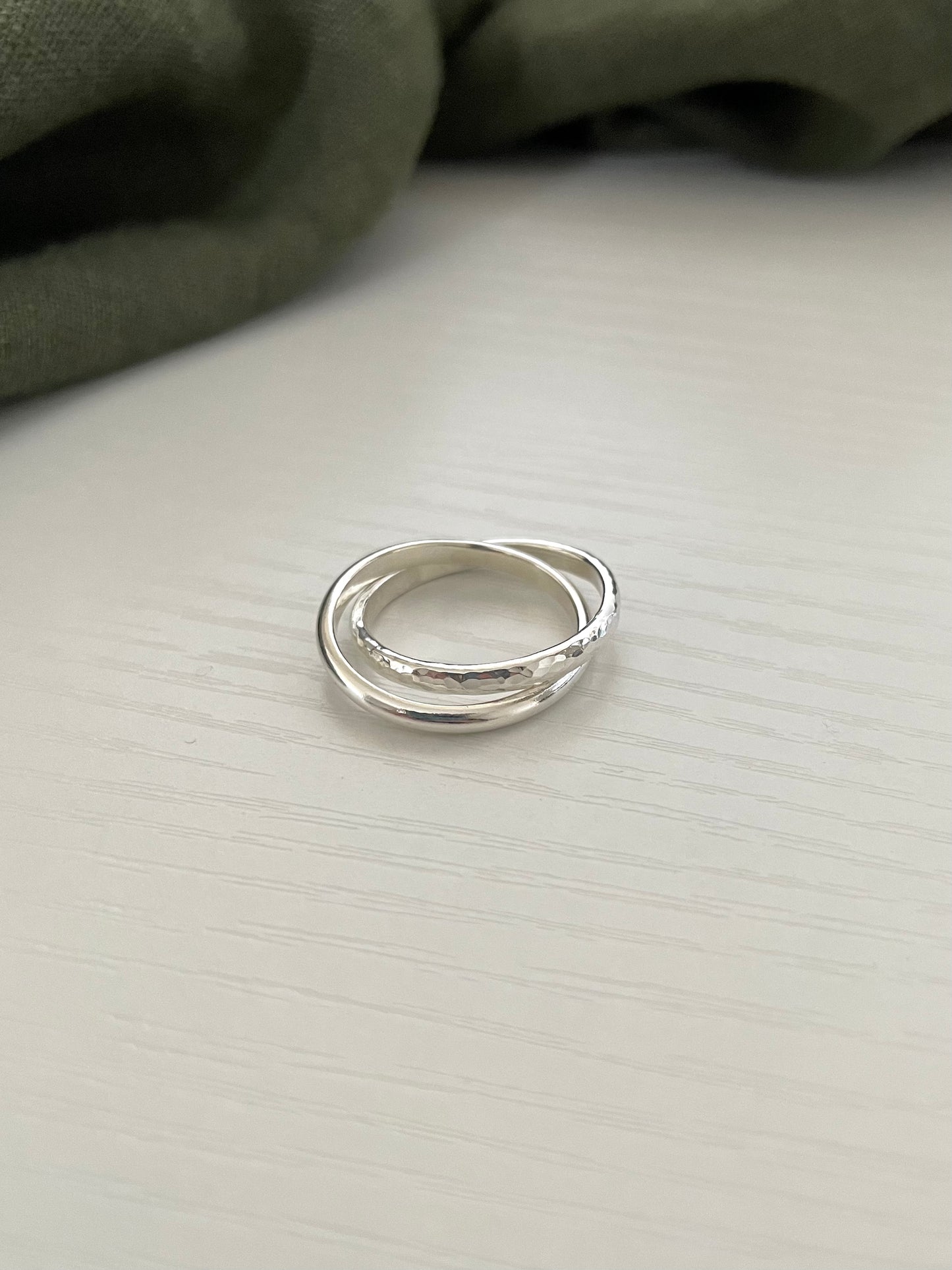 Intertwined Ring