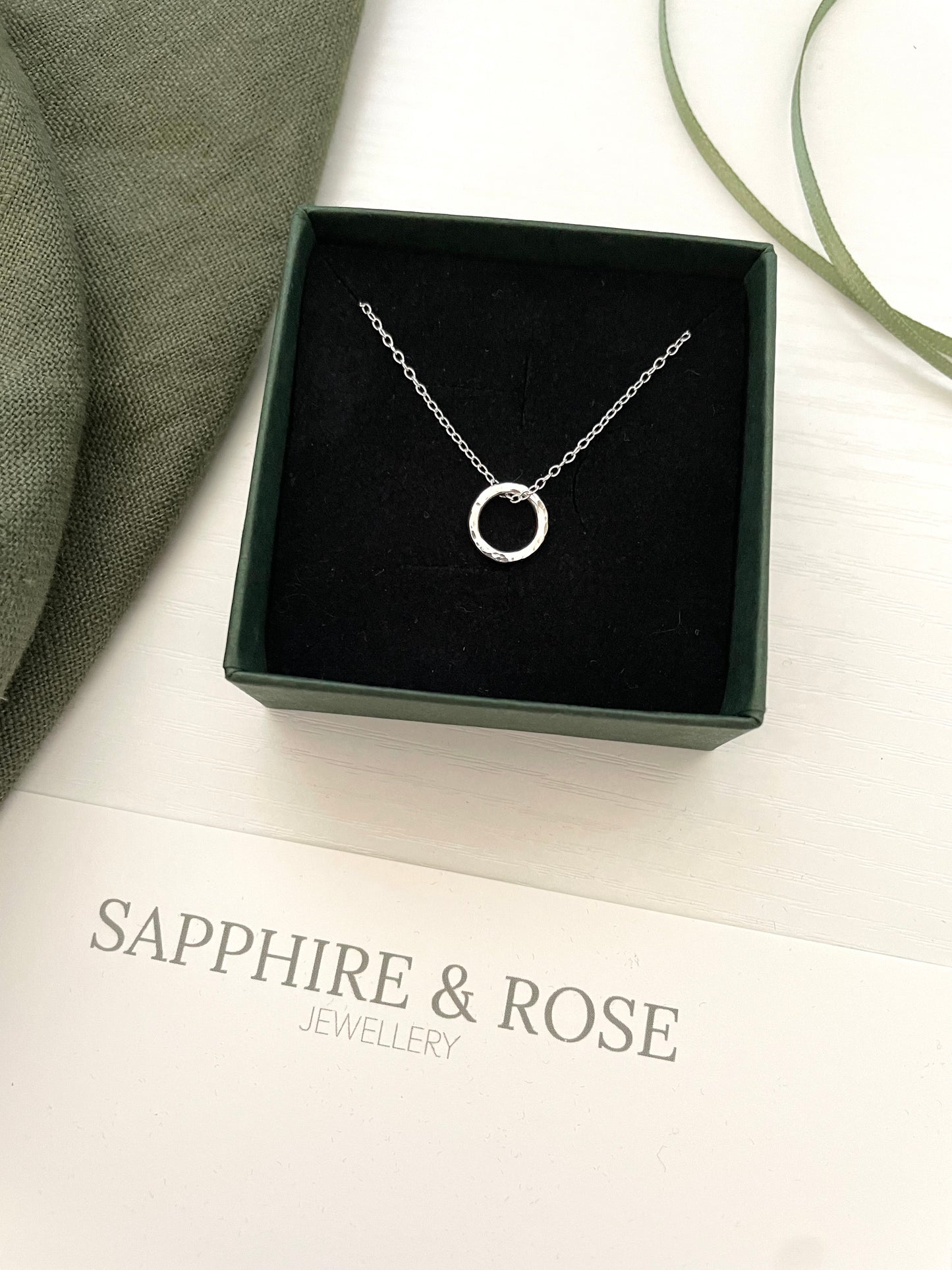 Dainty Circle Necklace