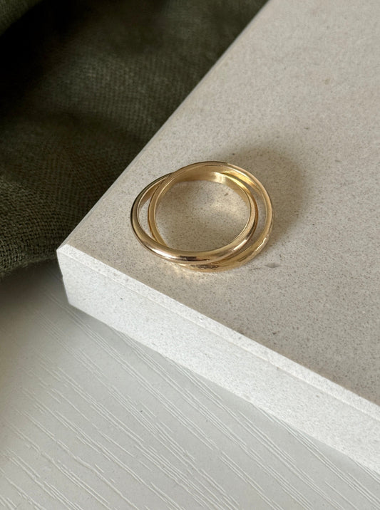 9ct Gold Intertwined Ring