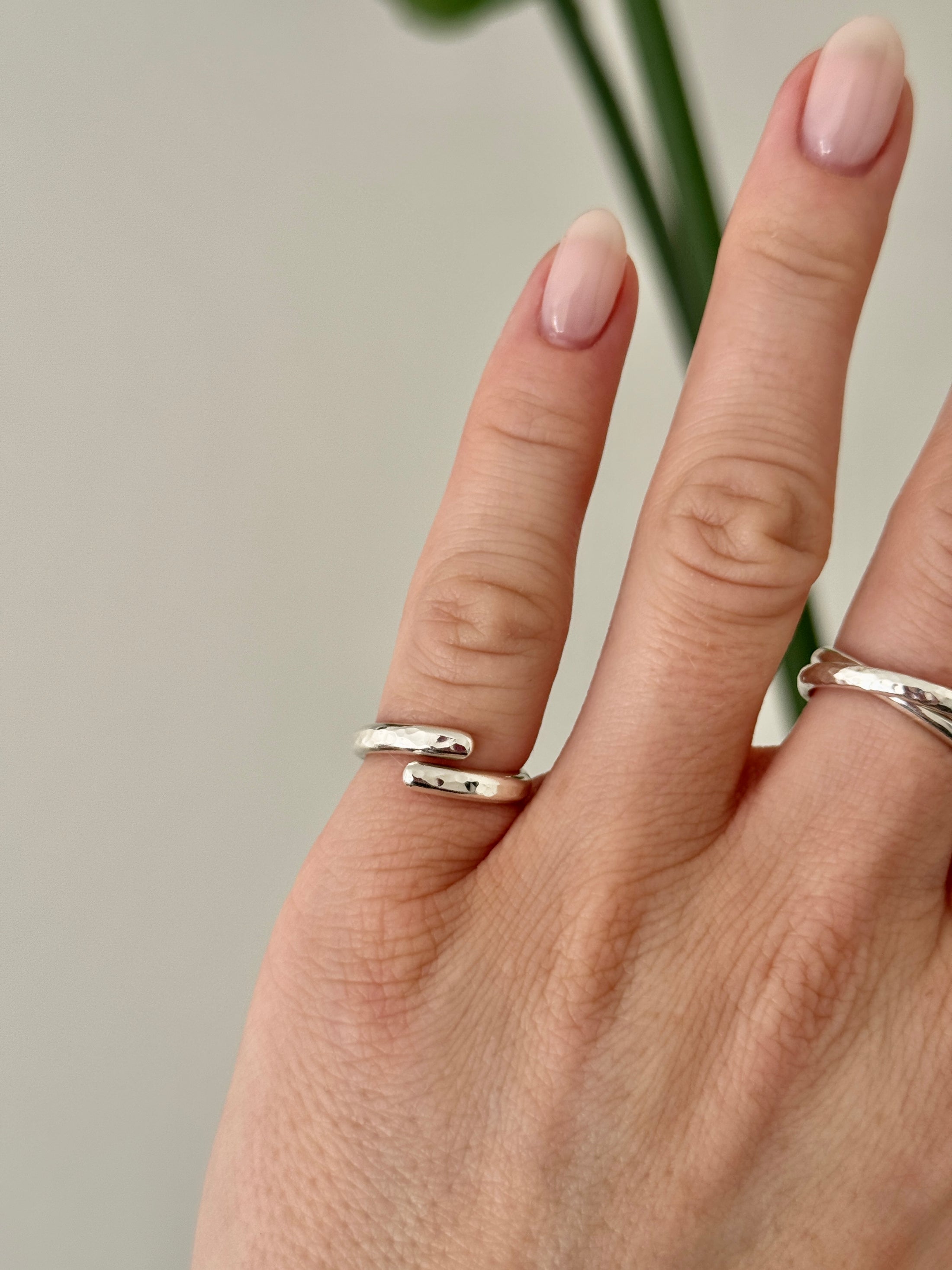 R3 (Pinky Ring) main image 1